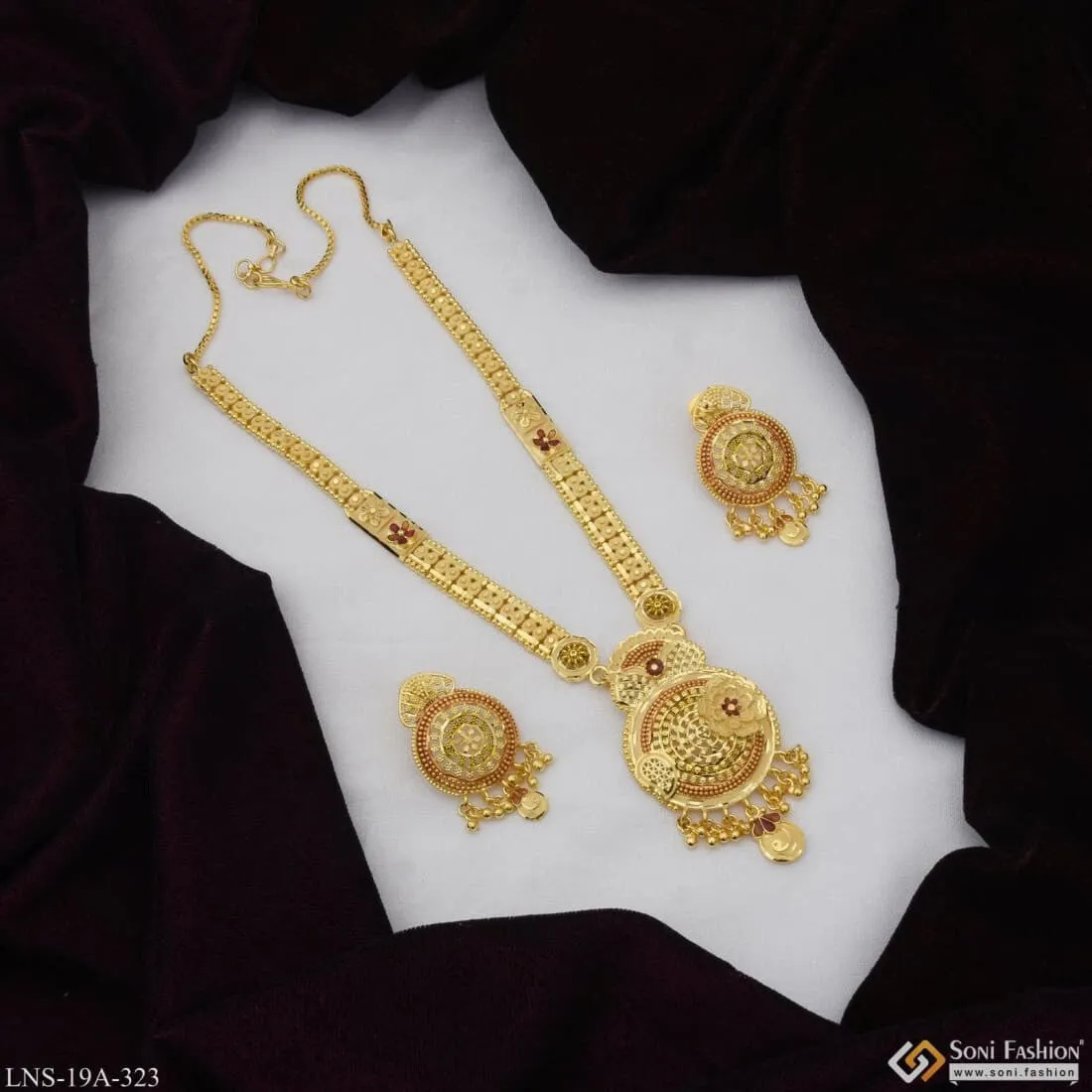 1 Gram Gold Plated Cool Design Graceful Design Necklace Set for Women - Style A323