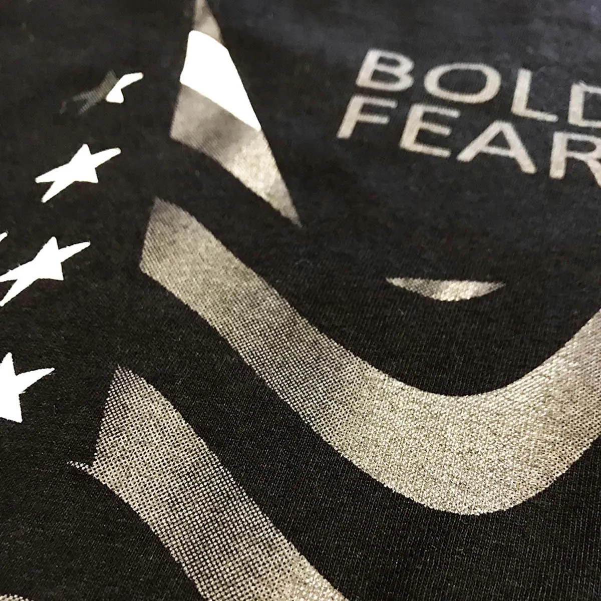 Bold and Fearless USA Flag Stars and Stripes Adult Short-Sleeve Shirts (BRAND NEW)