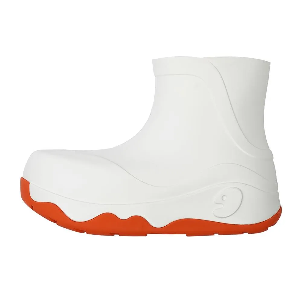 bright white Navarra boots Women