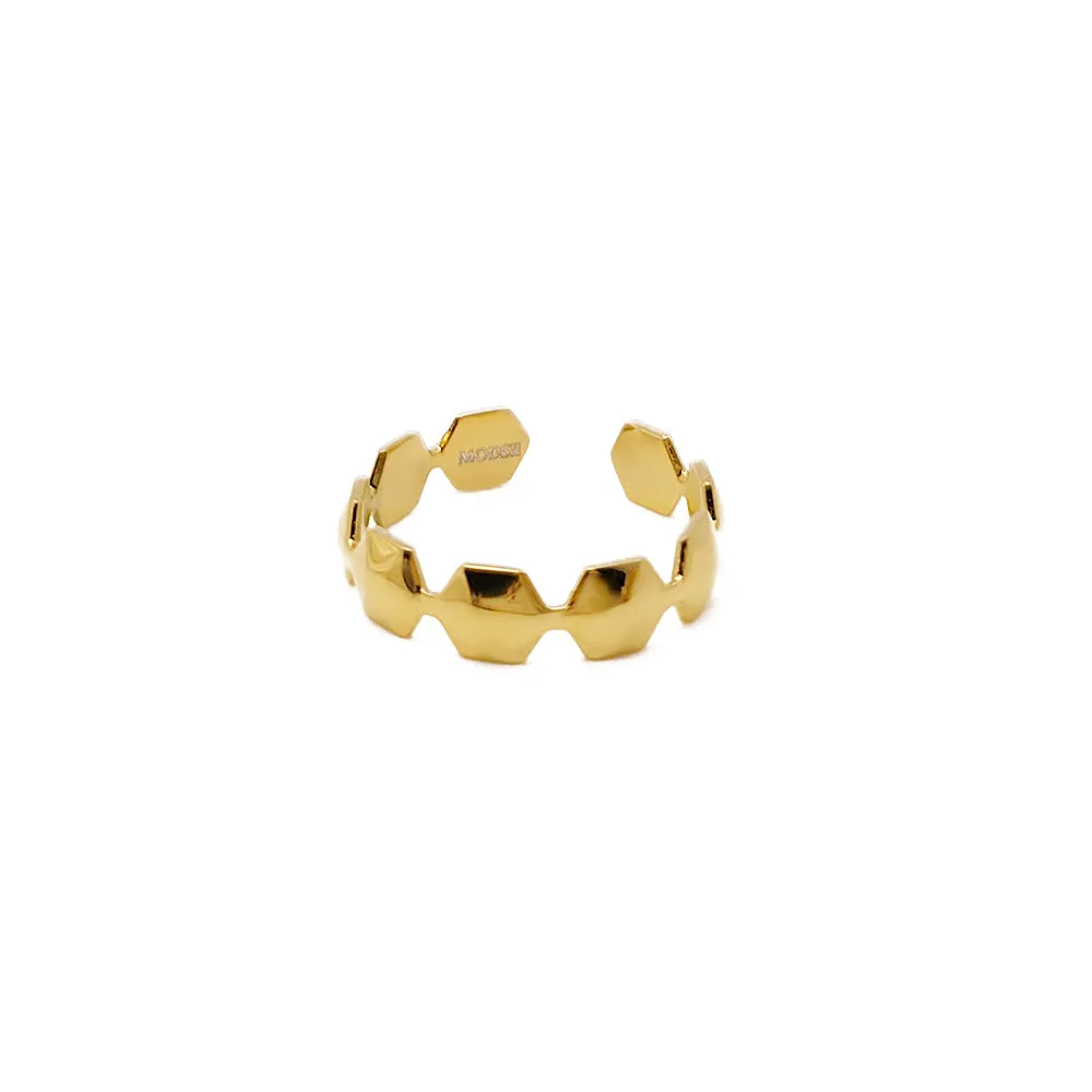 Essential Design Ring | WOMEN