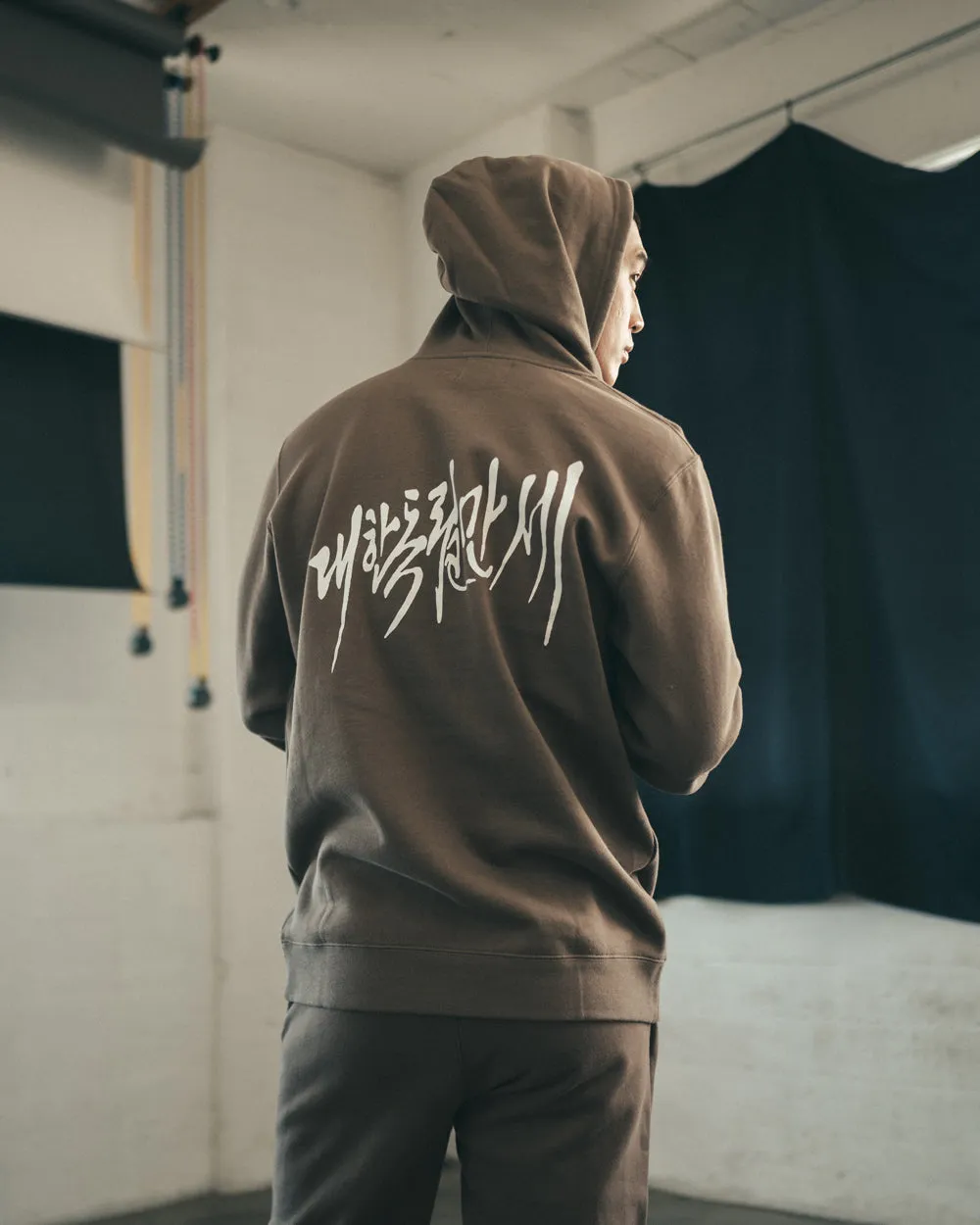 LONG LIVE INDEPENDENCE OF KOREA HOODIE (BROWN)